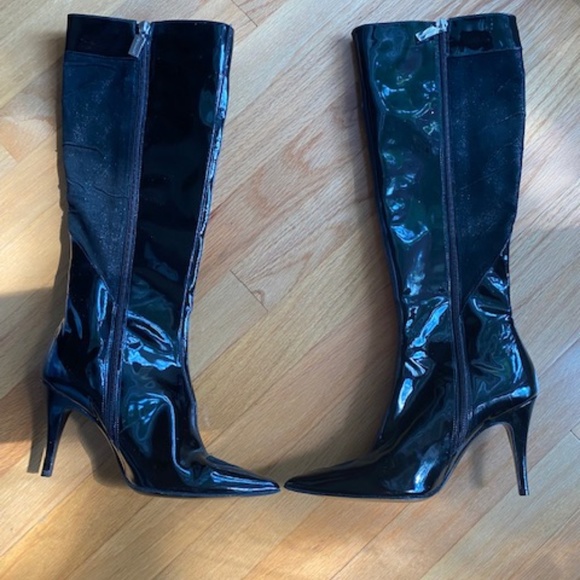 NWT Bruno Magli Patent Leather Boots Size 6 - Picture 10 of 12